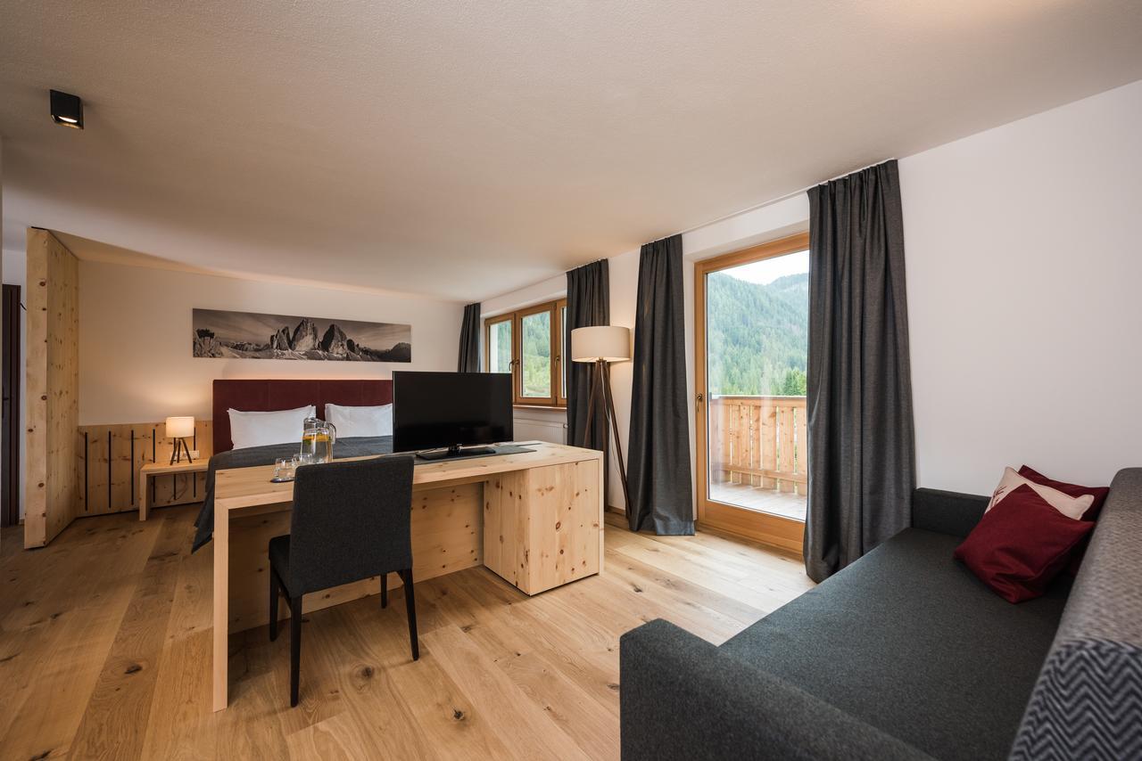 Hotel Dolomitenhof & Chalet Alte Post Sexten Exterior foto